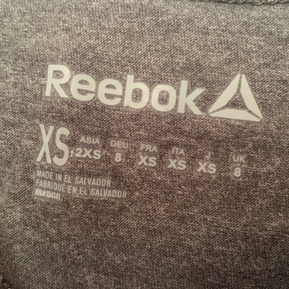 2 Reebok workout tank tops - Picture 8 of 10